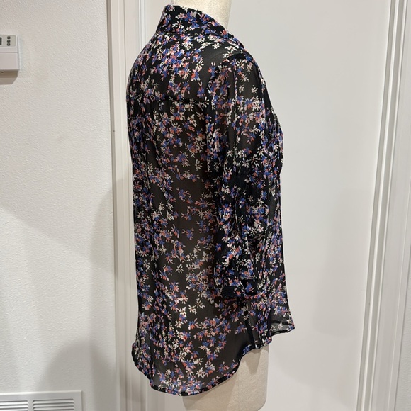 Express Sheer Floral Long Sleeve Collared Button-Up Top  with Sleeve Tabs - XS - Picture 4 of 11